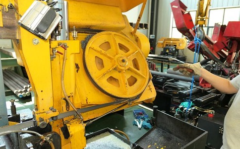 如何解决天心卧式金属带锯床切削时出现的断带现象？